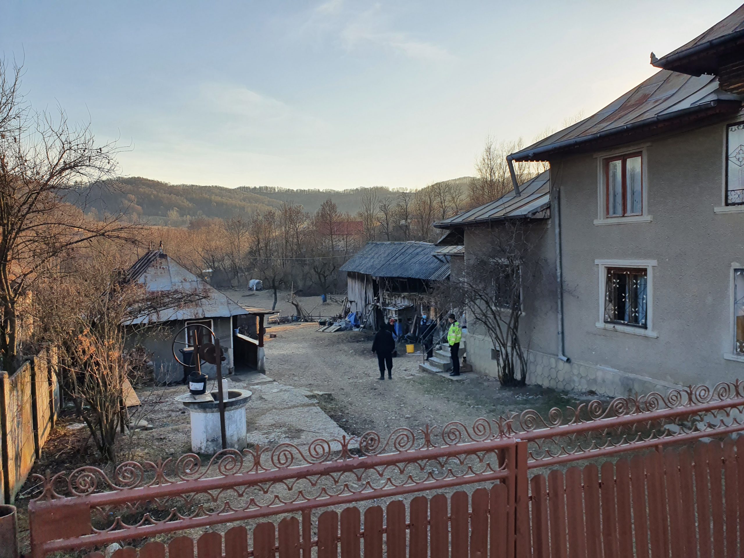Barbat împușcat de polițiști